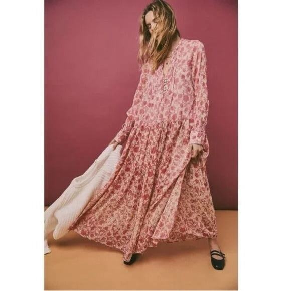 Floral Pink Maxi Dress - Picture 14 of 14